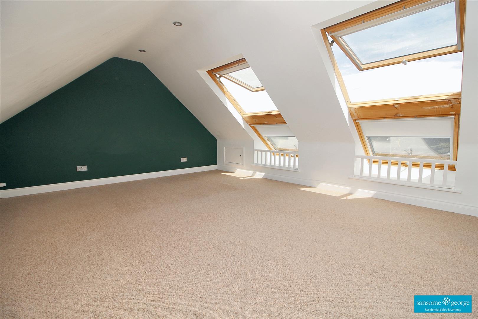 Fairway Avenue, Tilehurst, Reading